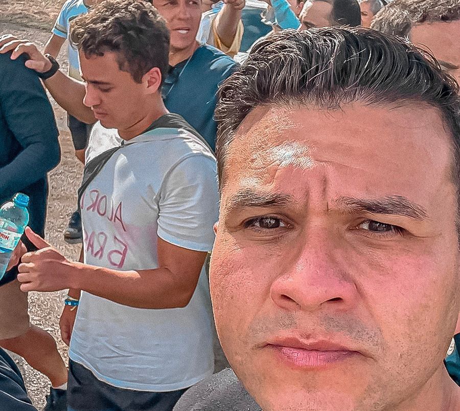 Jonatas Toledo participa da caminhada “Acorda Brasil” ao lado do deputado Nikolas Ferreira