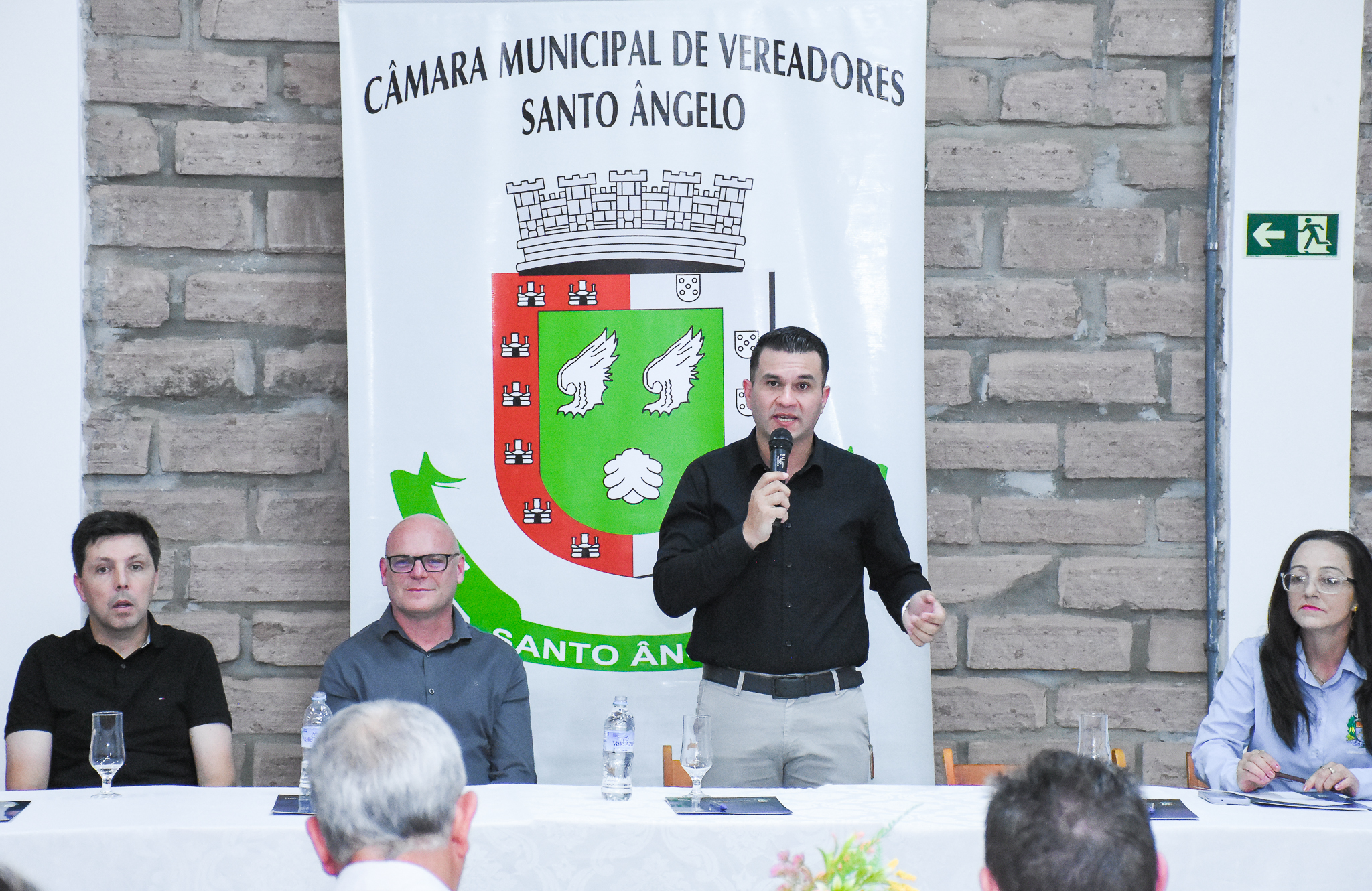 Mandato histórico: Jonatas Toledo deixa marca de ética, transparência e modernização na Câmara de Santo Ângelo